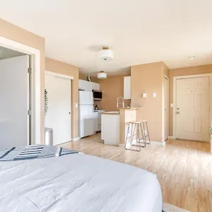 - John's Landing Haven - Near Ohsu Portland